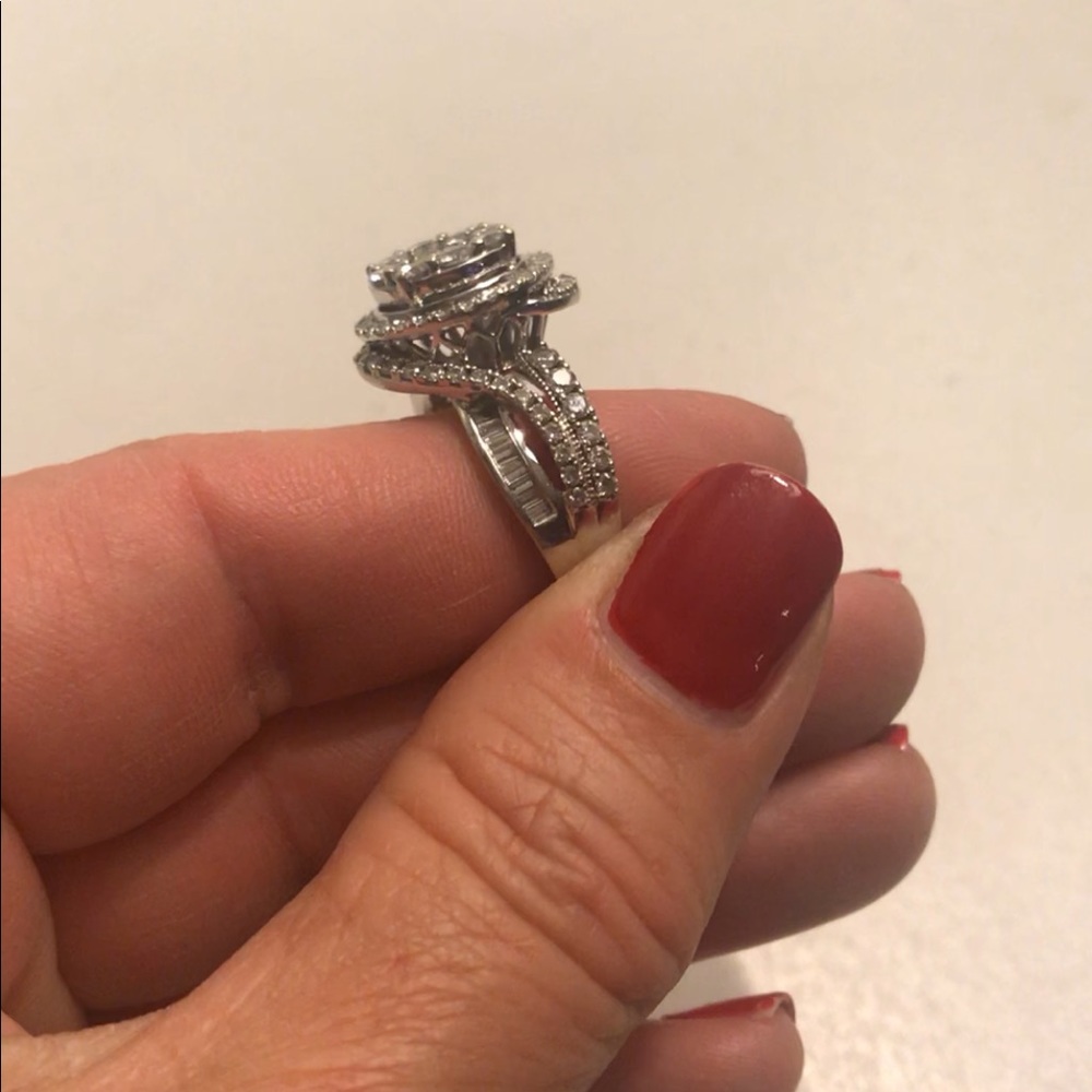 2 carat diamond white gold ring, engagement
